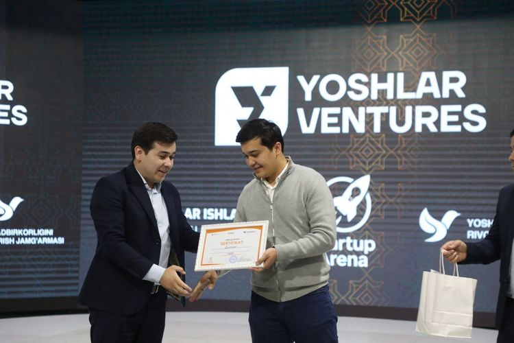 ⚡️ 16 startups at Startup Arena — one stage, one opportunity. 2